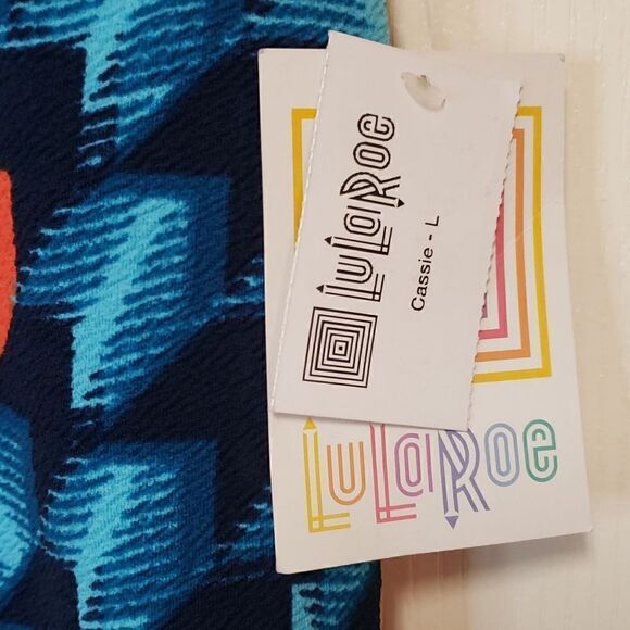 NEW WITH TAG LULAROE SKIRT SZ L - Picture 2 of 4